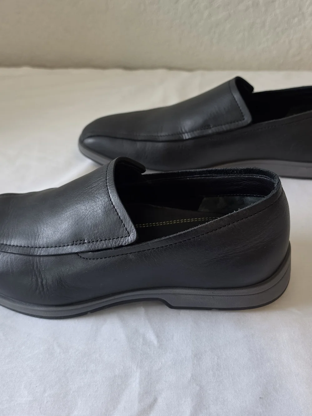 Cole Haan Air Adams Venetian Leather Men's 10.5 M Black Slip-On Loafers CC8516